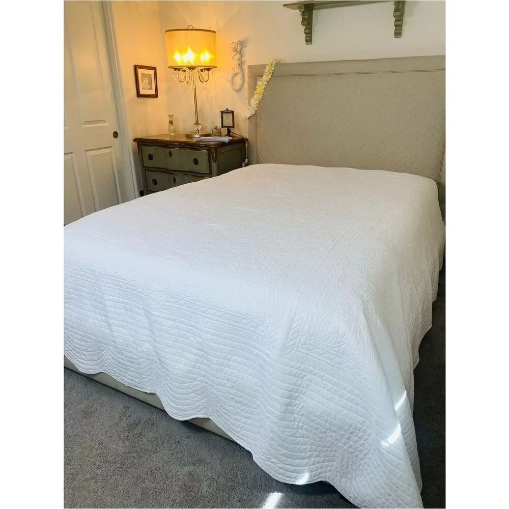 Madison Park White Quilted Comforter King cotton damask